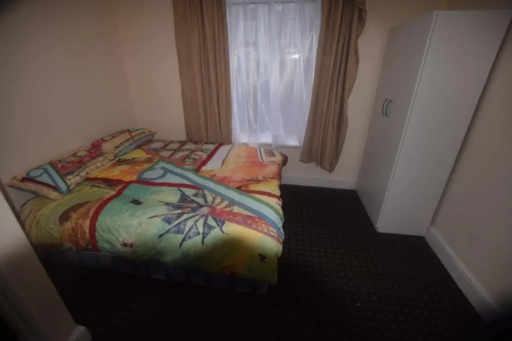 Hotel Woodlands Lodge Ilford